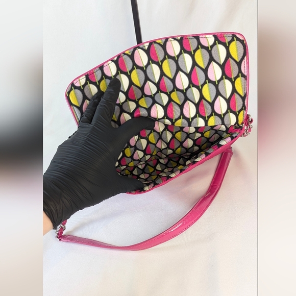 Vera Bradley Quilted Shoulder Bag Hot Pink Patent Leather Barbie Barbiecore EUC - Picture 4 of 10